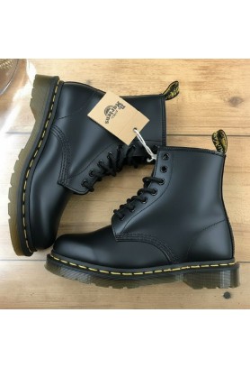 Dr. Martens 1460: полный обзор легендарных ботинок с 8 люверсами