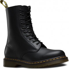 Dr. Martens 1490 Black Smooth